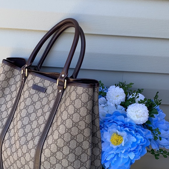 Authentic Gucci tote - Picture 3 of 16